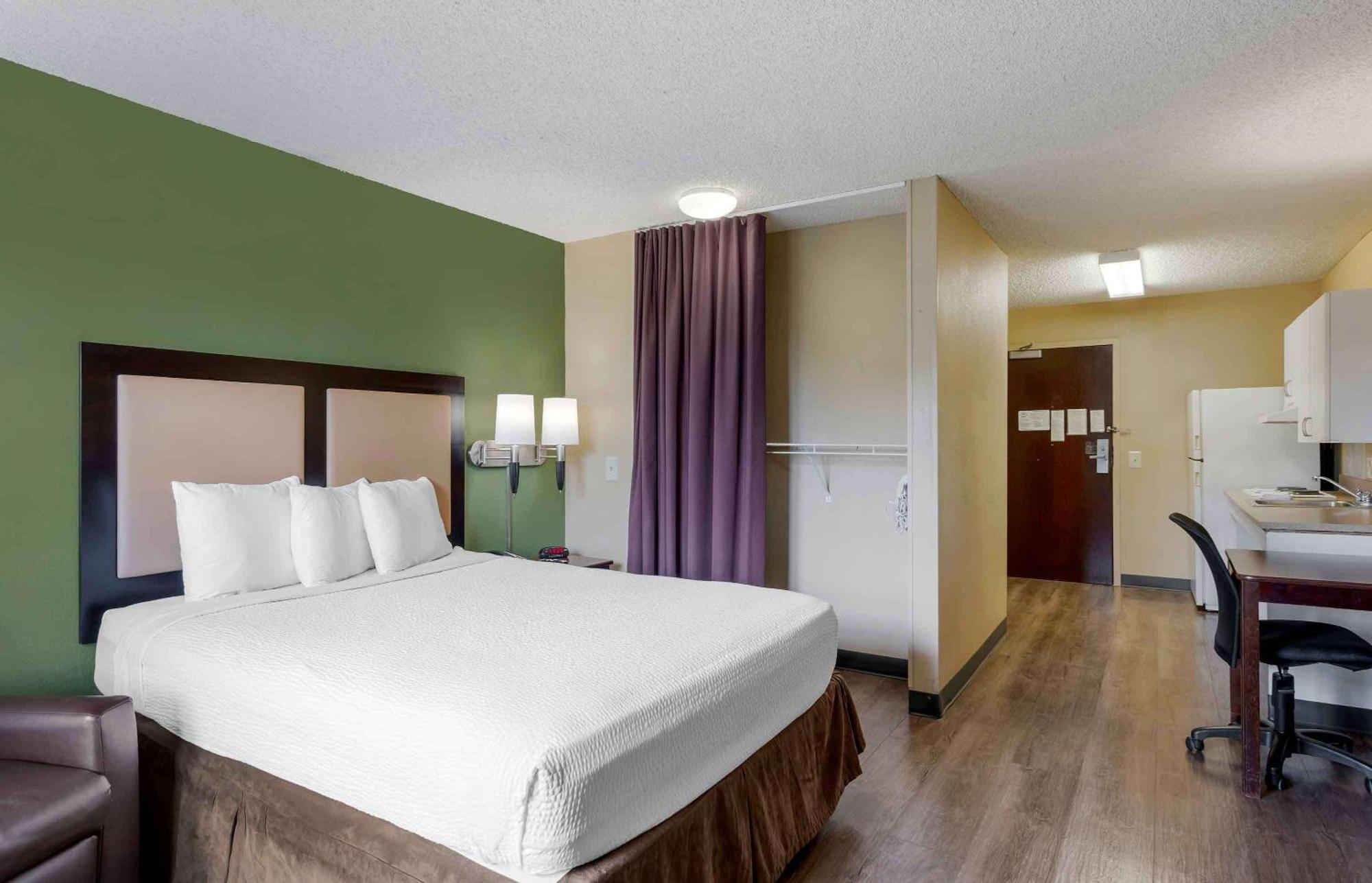 Hotel Extended America - Santa Barbara - Calle Real